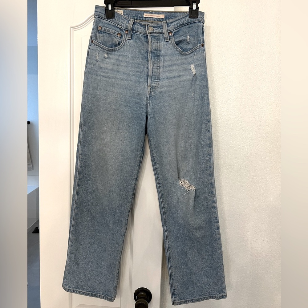 Levi's Ribcage Straight Ankle Jeans